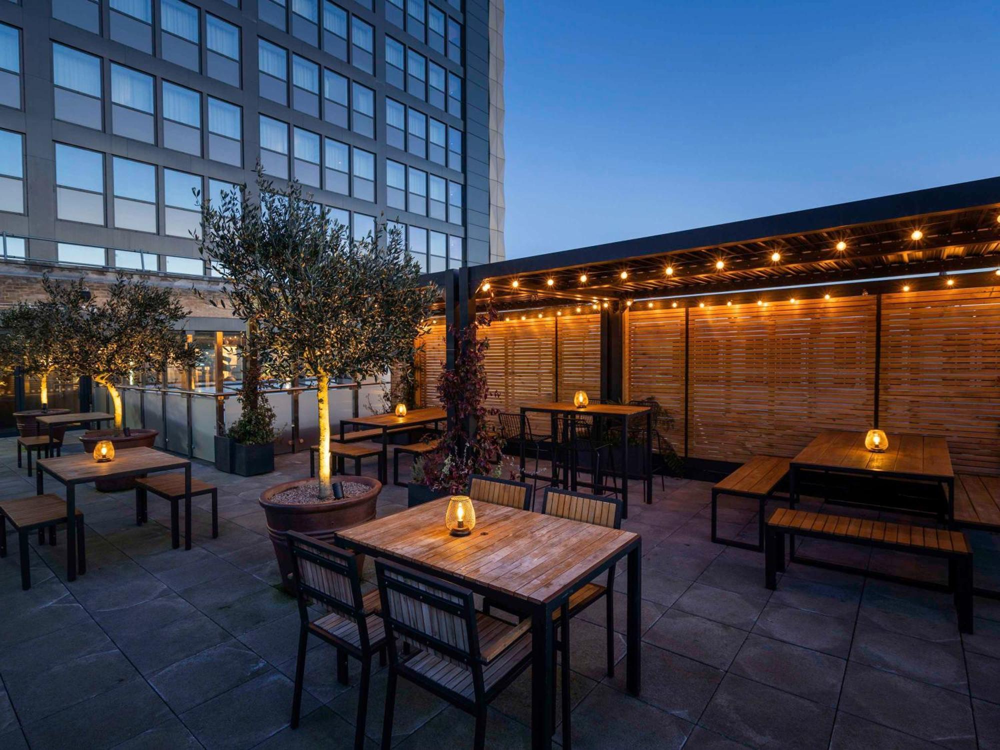 Mercure Newport 외부 사진