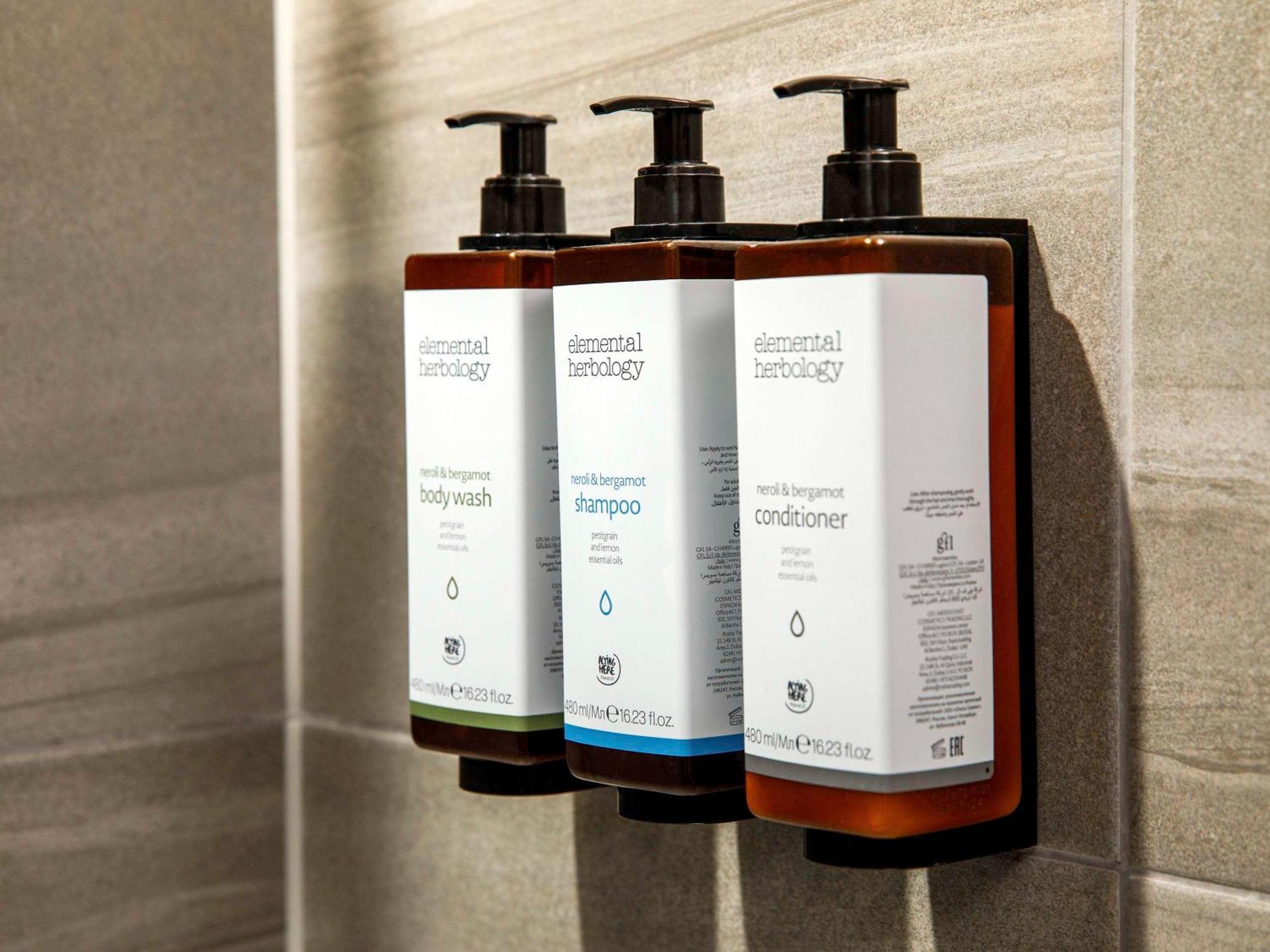 Mercure Newport 외부 사진