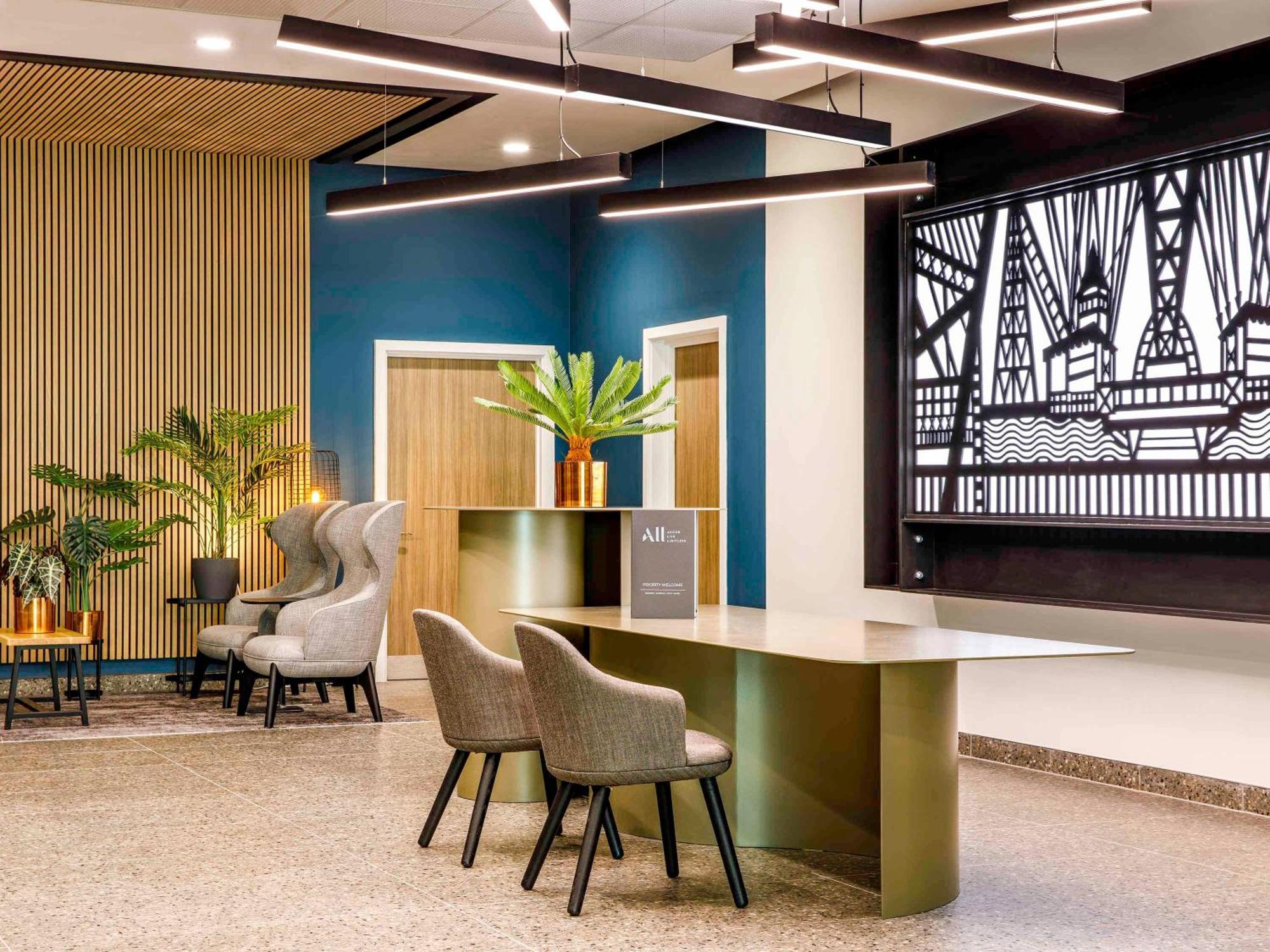 Mercure Newport 외부 사진
