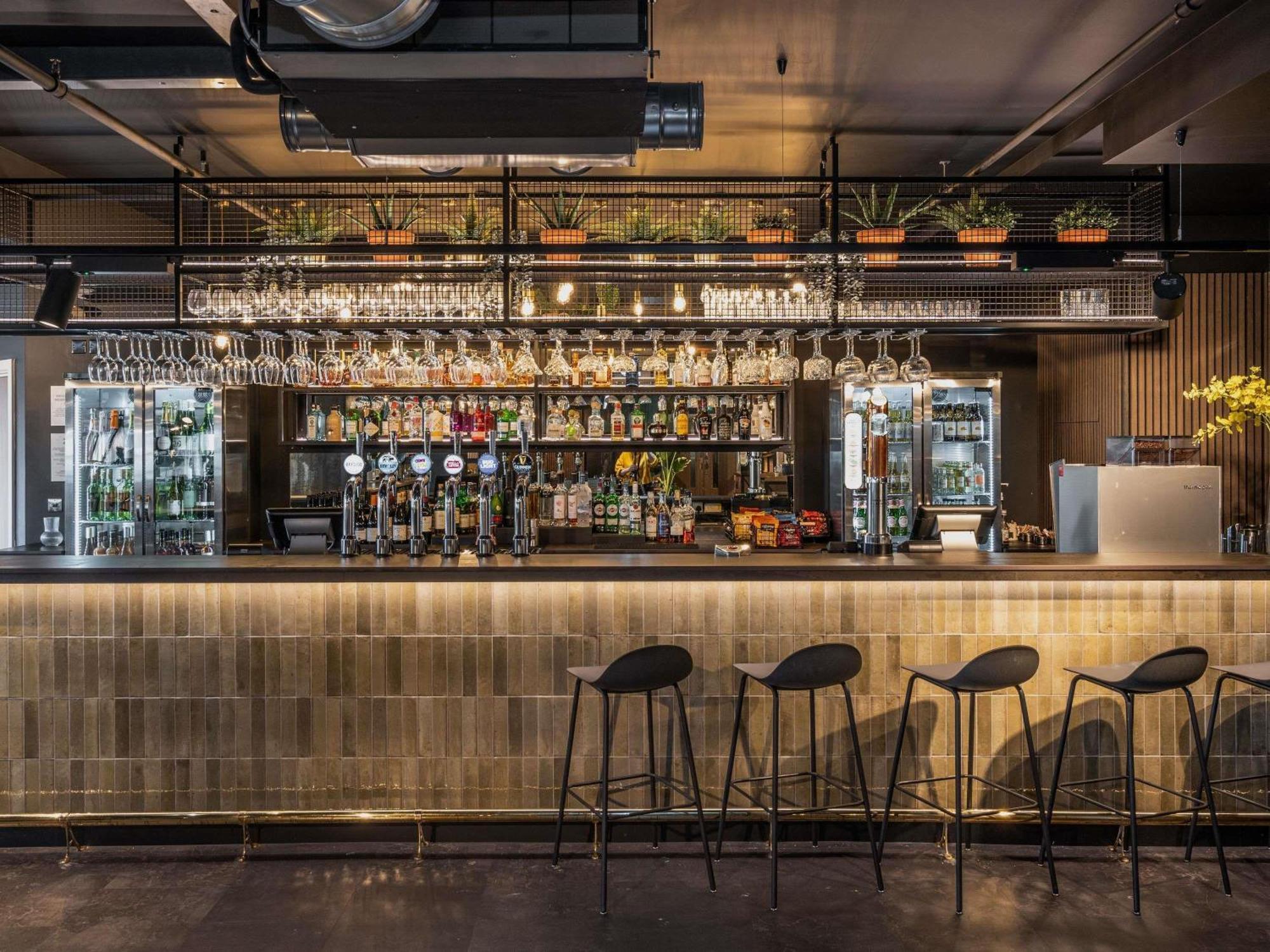Mercure Newport 외부 사진